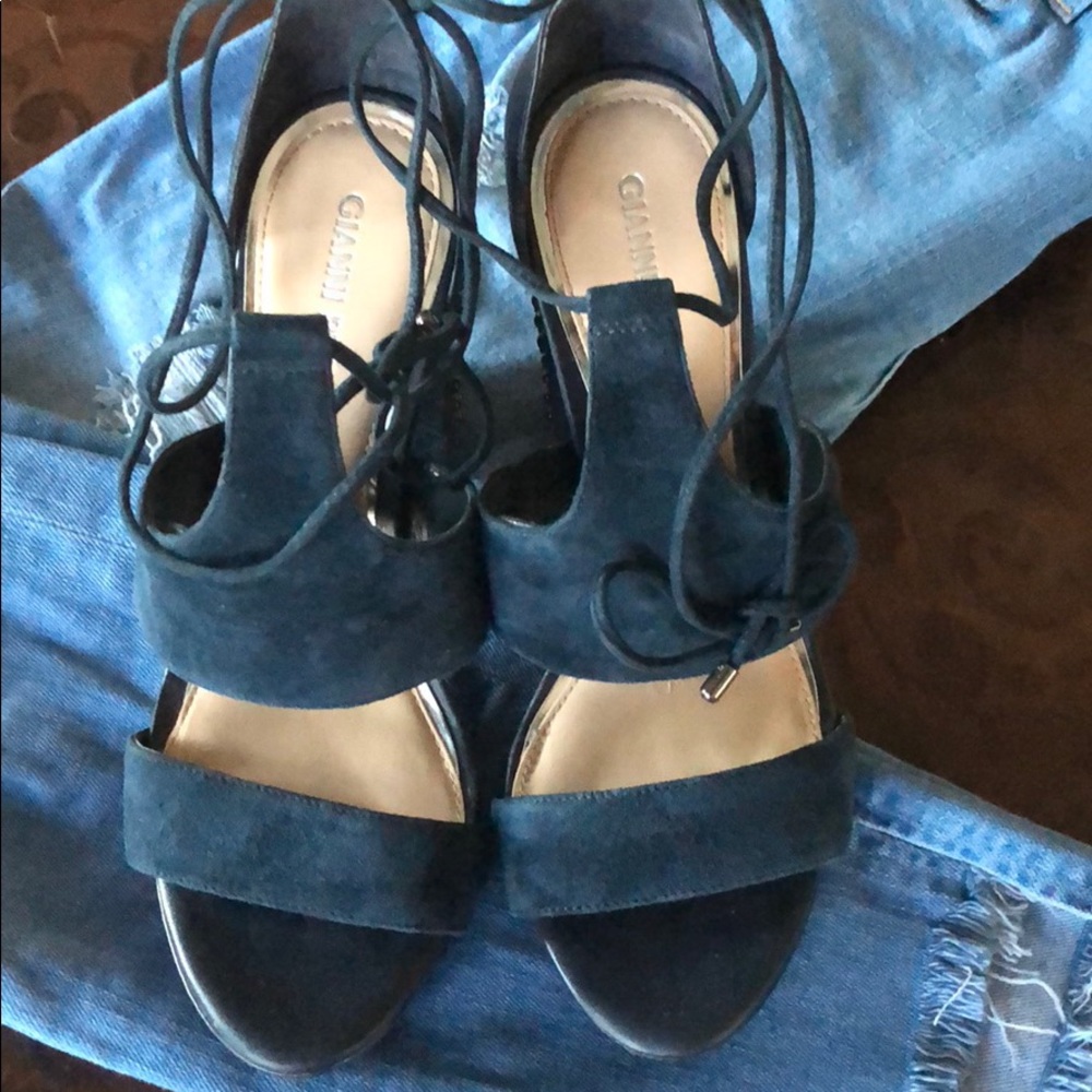 Gianni Bini Addi Block Heel Sandals - Picture 3 of 8